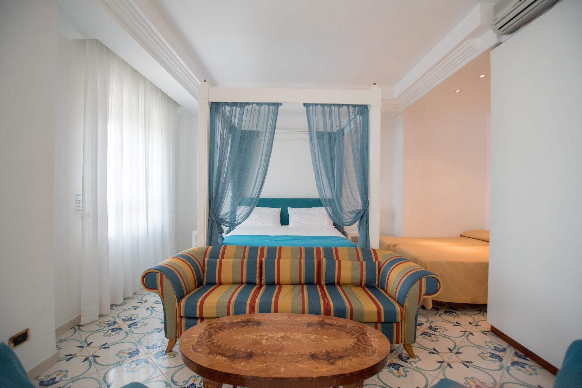 Hotel Villa Maria Sorrento Esterno foto