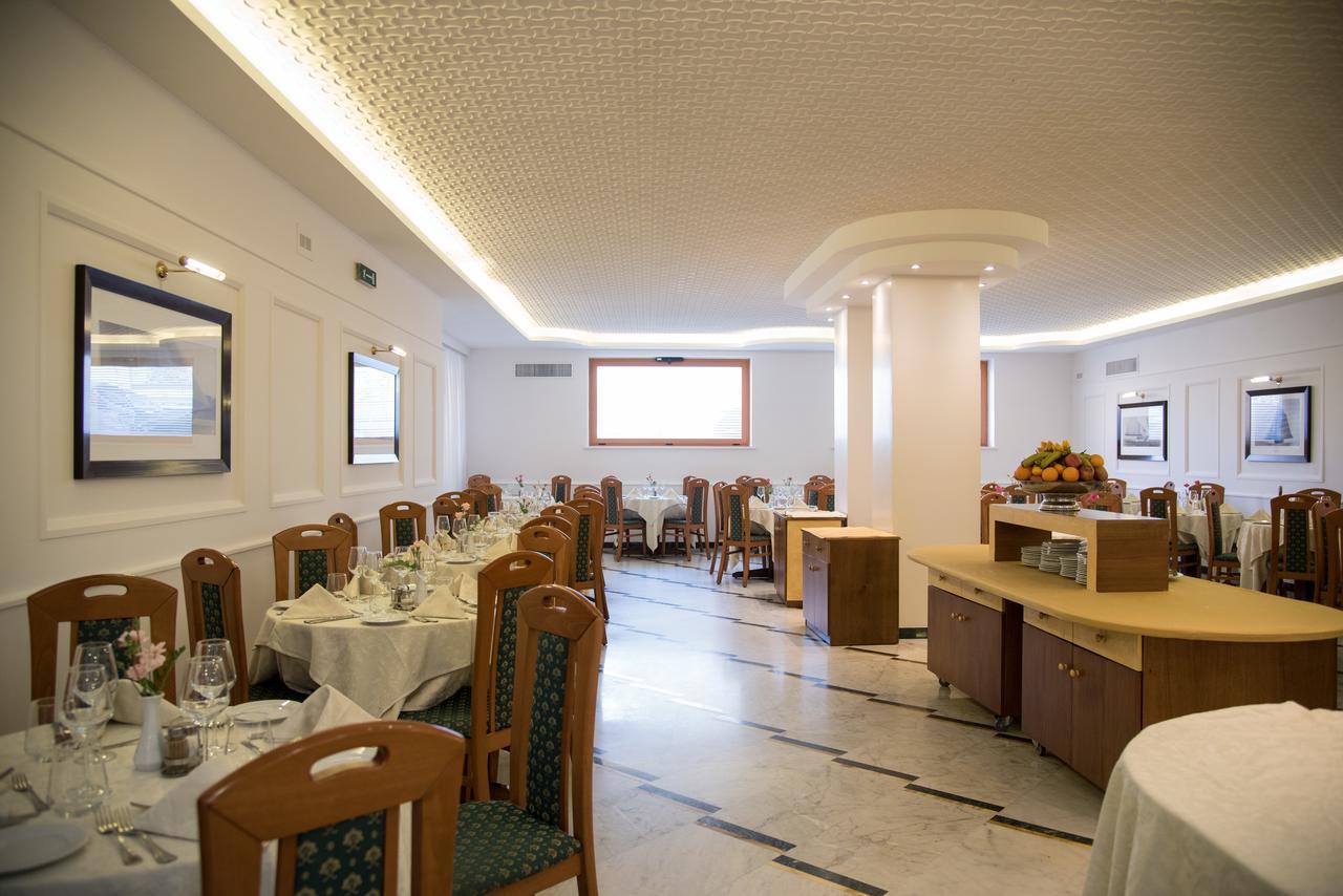 Hotel Villa Maria Sorrento Esterno foto