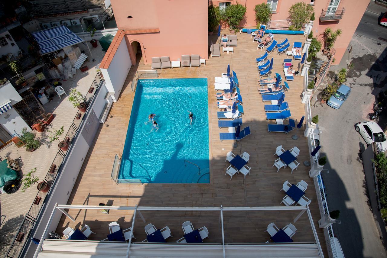 Hotel Villa Maria Sorrento Esterno foto