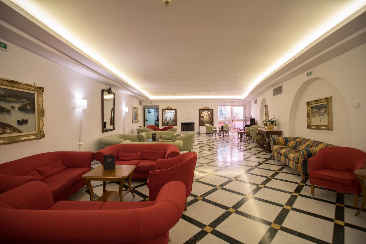 Hotel Villa Maria Sorrento Esterno foto
