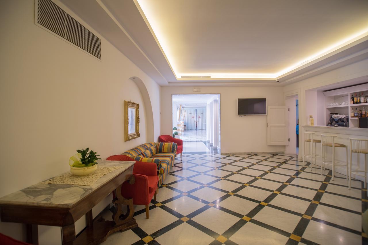 Hotel Villa Maria Sorrento Esterno foto
